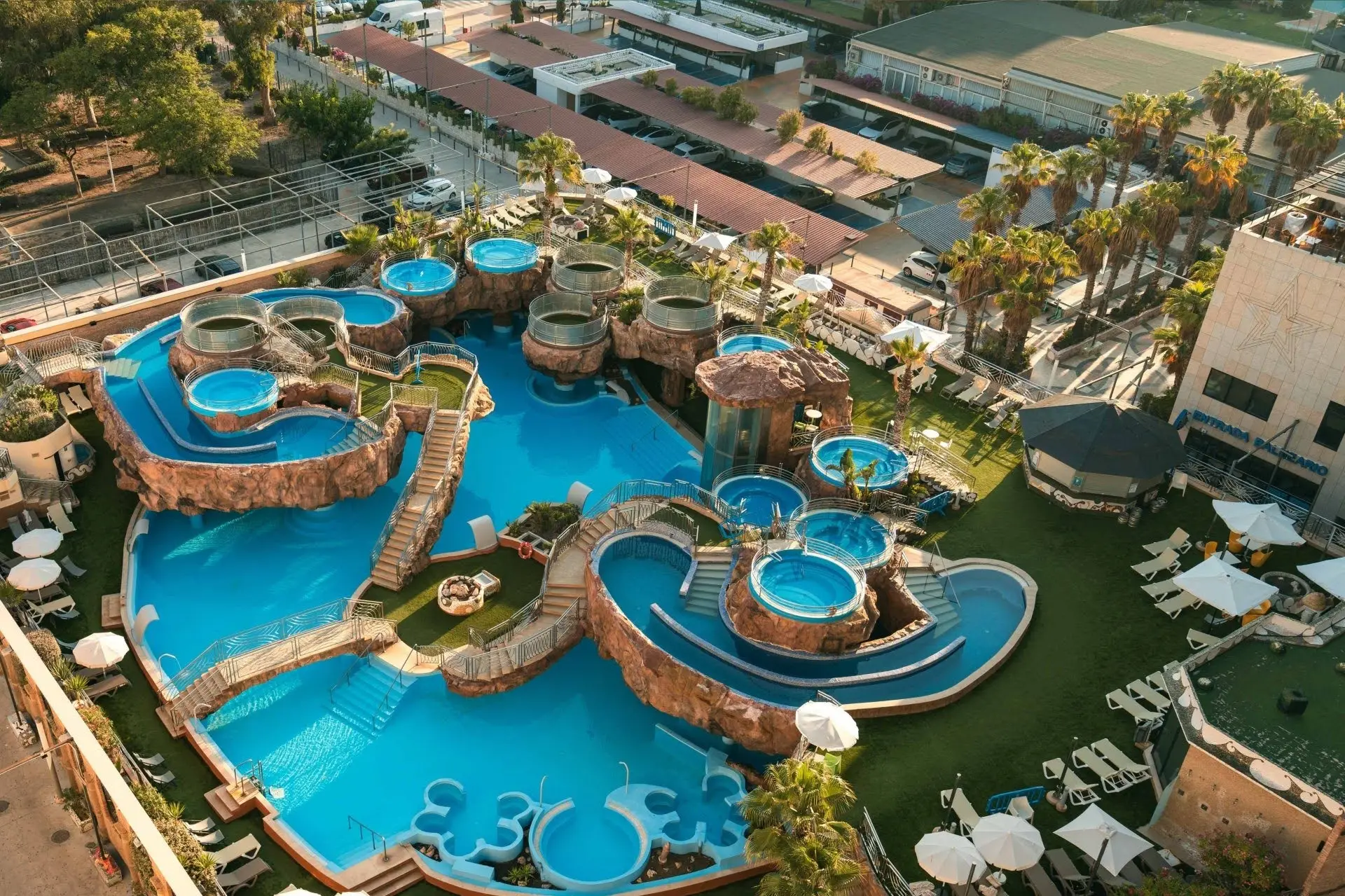 hotel magic games piscinas